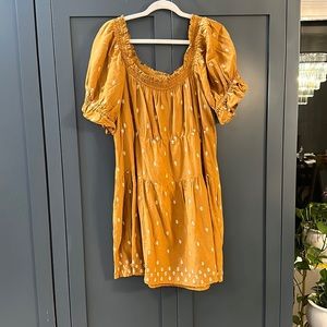 Old navy balloon sleeve dress